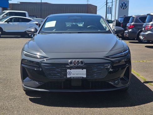 Used 2025 Audi A6 e-tron Premium Plus w/ Premium Plus AWD/4WD image 8