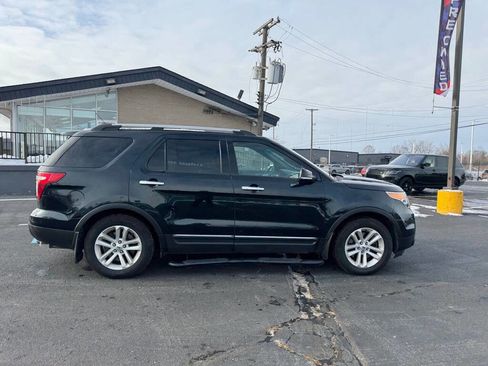 Used 2014 Ford Explorer XLT w/ Equipment Group 201A image 30