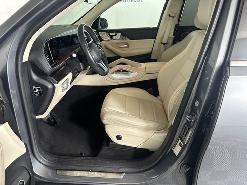 Certified 2022 Mercedes-Benz GLS 450 4MATIC image 9