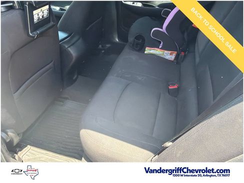 Used 2017 Chevrolet Malibu LS w/ LPO, Convenience Package 2 FWD image 13