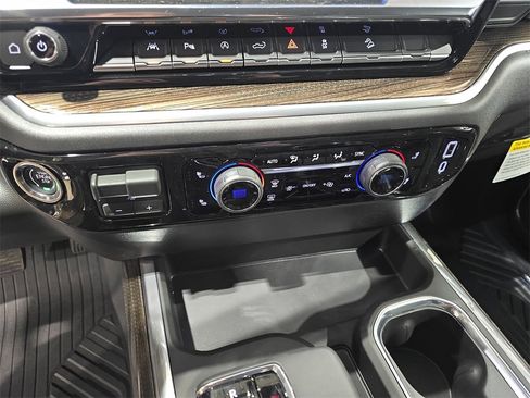 New 2026 Chevrolet Silverado 1500 LT Trail Boss w/ Safety Package image 24