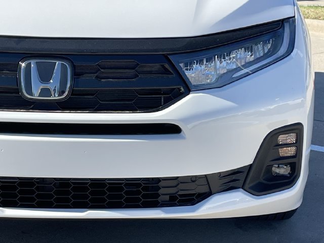 New 2027 Honda Odyssey Touring image 8