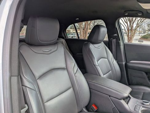 Used 2025 Cadillac XT4 Premium Luxury image 20