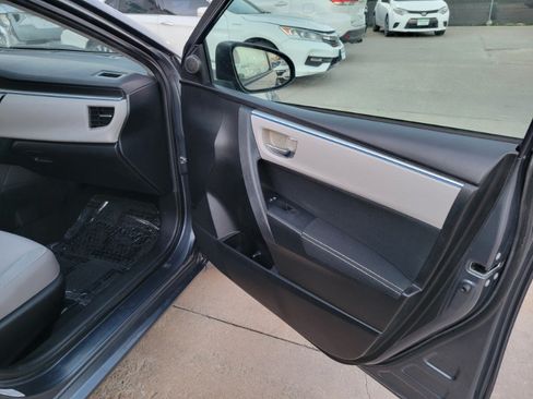 Used 2014 Toyota Corolla LE FWD image 25