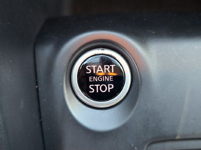 Used 2025 Nissan Kicks Play S FWD image 15