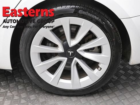 Used 2023 Tesla Model 3 Standard Range RWD image 8