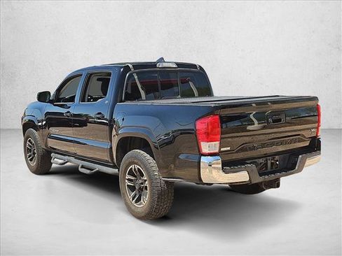 Used 2016 Toyota Tacoma SR5 w/ Towing Package RWD image 8