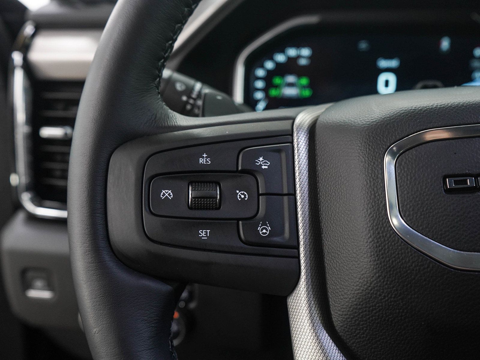 Used 2024 GMC Sierra 1500 Denali AWD/4WD image 26