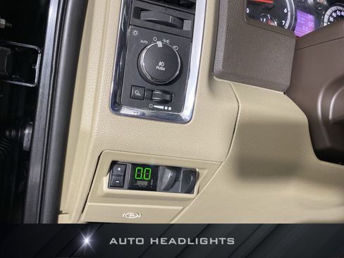 Used 2011 RAM 1500 Laramie image 23