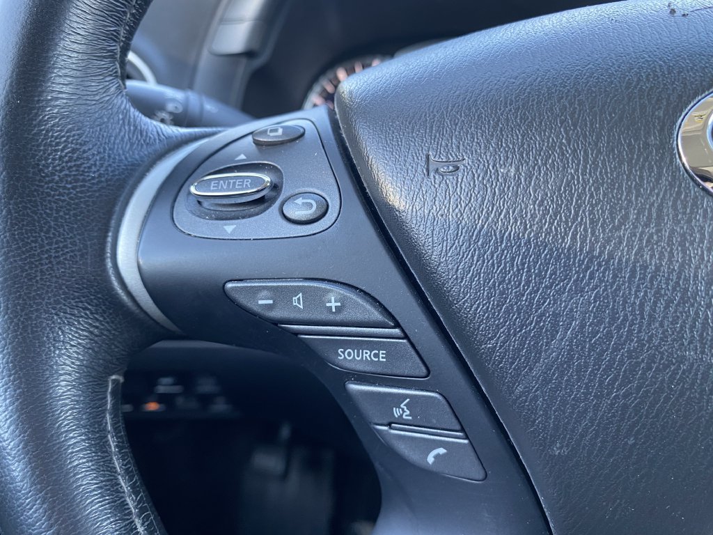 Used 2016 INFINITI QX60 Luxe w/ Deluxe Technology Package AWD/4WD image 9