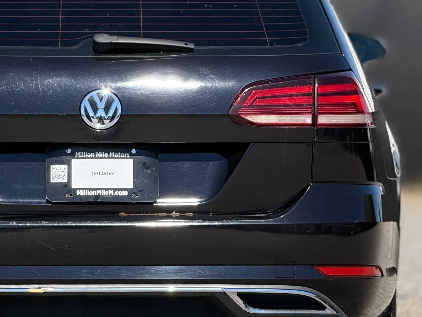 Used 2019 Volkswagen Golf S FWD image 14