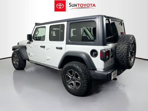 Used 2019 Jeep Wrangler Unlimited Sport S image 6