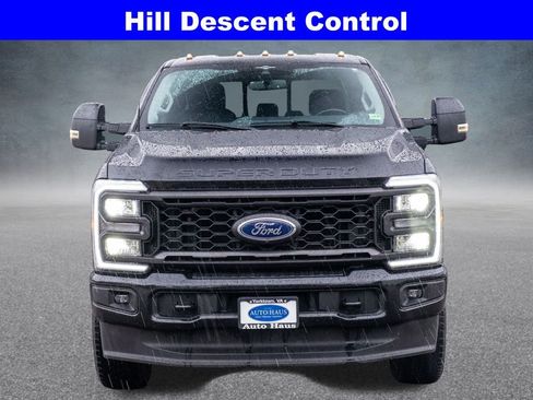 Used 2023 Ford F250 Lariat w/ Sport Appearance Package image 11