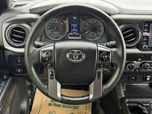 Used 2022 Toyota Tacoma 4x4 Double Cab image 15