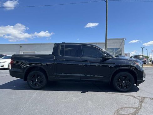 Certified 2023 Honda Ridgeline Black Edition image 9