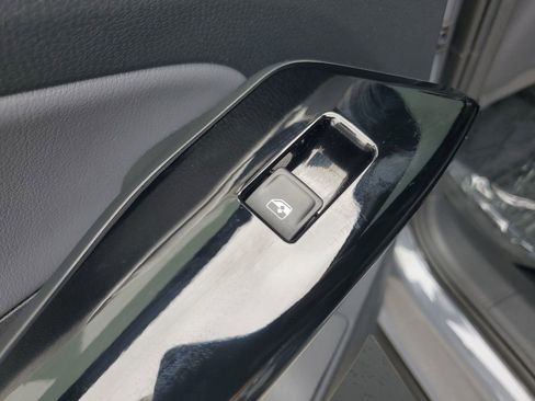 Used 2023 Volkswagen ID.4 S RWD image 17