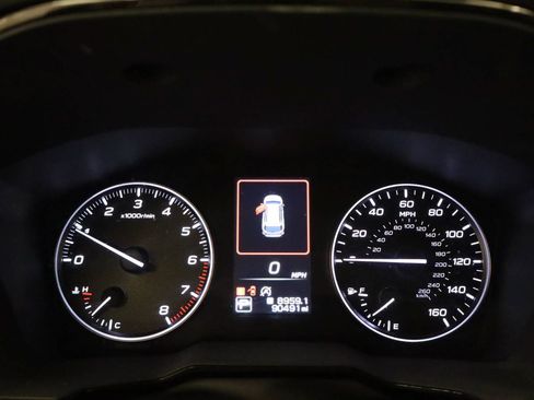 Used 2023 Subaru Outback Premium AWD/4WD image 7