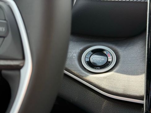 Certified 2024 Jeep Grand Cherokee L Limited image 18