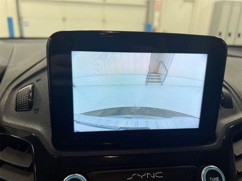 Used 2023 Ford Transit Connect Titanium w/ Trailer Tow Package image 16