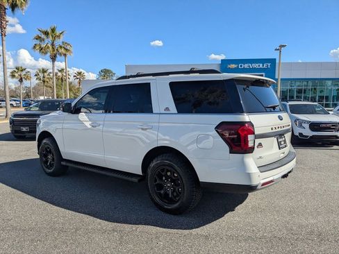 Used 2022 Ford Expedition Timberline image 5