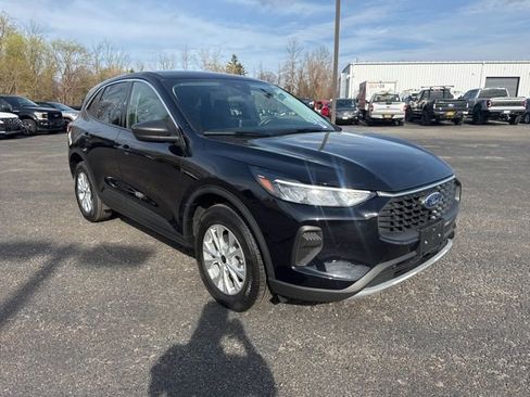 Used 2023 Ford Escape Active AWD/4WD image 22