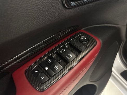 Used 2019 Dodge Durango R/T w/ Blacktop Package AWD/4WD image 26