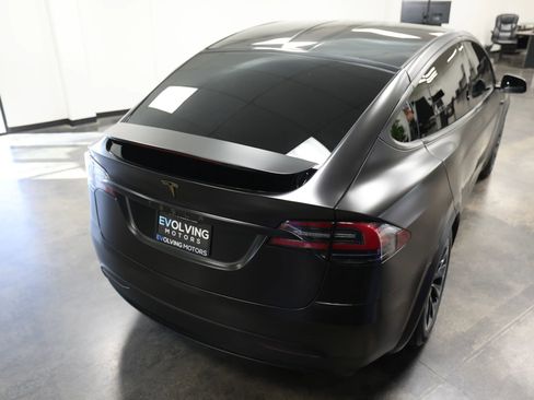 Used 2020 Tesla Model X Performance image 11