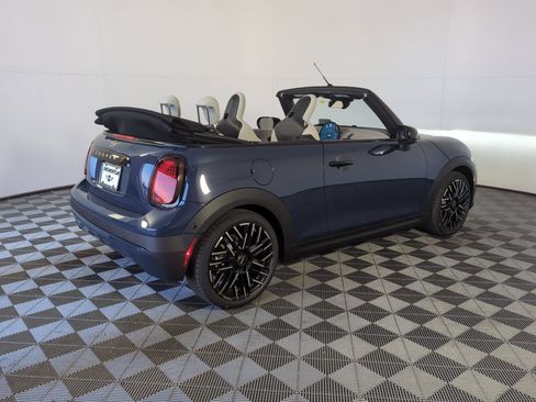 Used 2026 MINI Cooper S FWD image 7