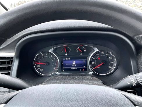 Used 2021 GMC Acadia SLE image 18