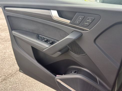 Used 2023 Audi SQ5 Premium Plus AWD/4WD image 22