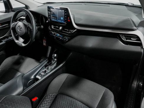 Used 2021 Toyota C-HR LE image 35