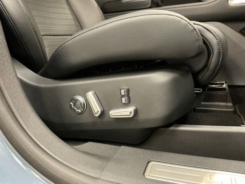 Used 2026 Lincoln Nautilus Reserve AWD/4WD image 41