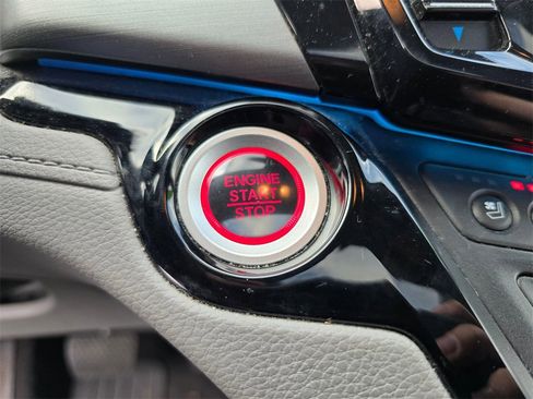 Used 2019 Honda Odyssey Elite image 32