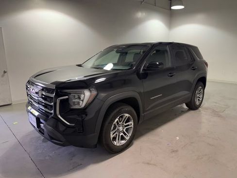 Certified 2025 GMC Terrain Elevation AWD/4WD image 3