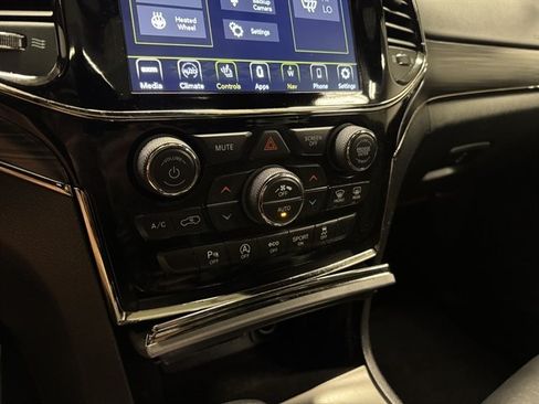 Used 2020 Jeep Grand Cherokee Limited X AWD/4WD image 31