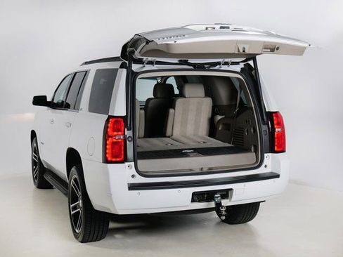 Used 2016 Chevrolet Tahoe LT w/ Luxury Package AWD/4WD image 31