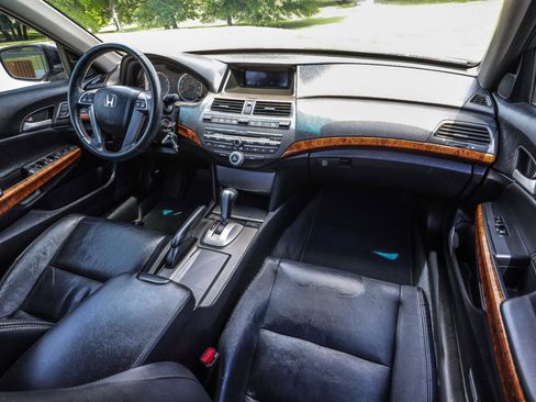 Used 2011 Honda Accord EX-L image 25