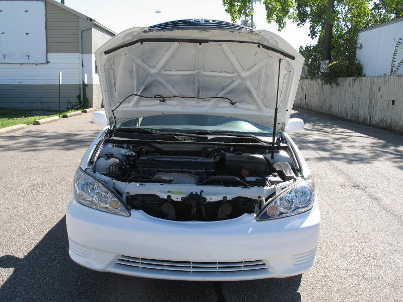 Used 2005 Toyota Camry LE FWD image 52
