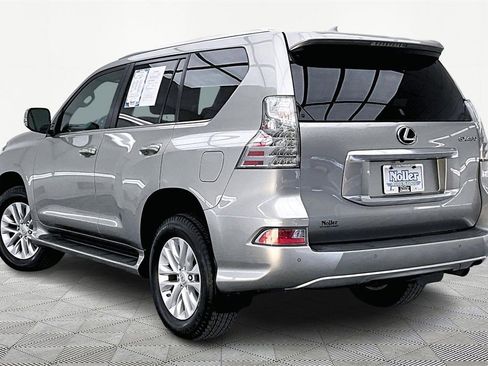 Used 2022 Lexus GX 460 Premium image 13