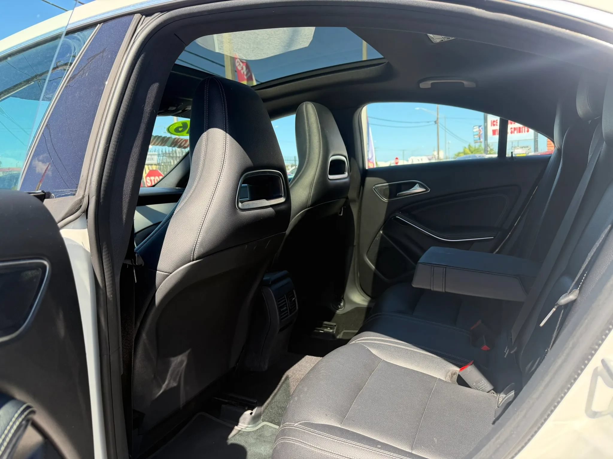 Used 2016 Mercedes-Benz CLA 250 4MATIC image 13