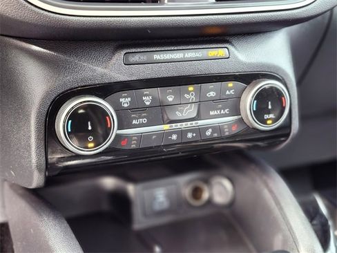 Certified 2022 Ford Escape SEL w/ Technology Package image 23