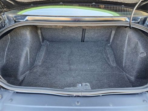 Used 2016 Dodge Challenger R/T Scat Pack w/ Leather Interior Group image 18