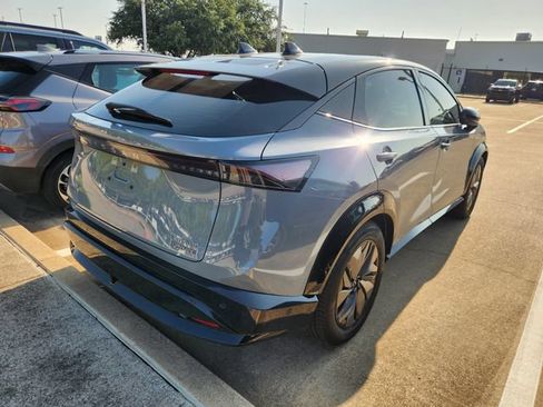 Used 2023 Nissan Ariya AWD/4WD image 6