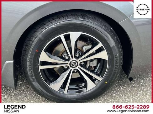 Certified 2023 Nissan Sentra SV FWD image 9