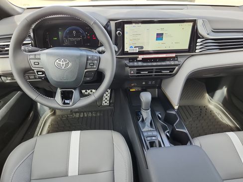 New 2026 Toyota Camry SE w/ Multimedia Upgrade Package image 9
