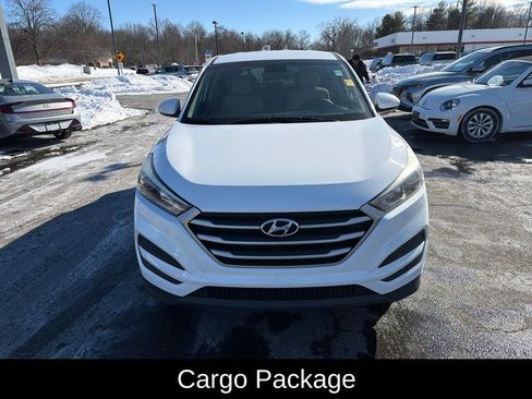 Used 2018 Hyundai Tucson SE w/ Cargo Package image 8