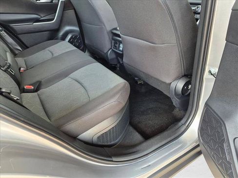 Certified 2025 Toyota RAV4 XLE AWD/4WD image 17