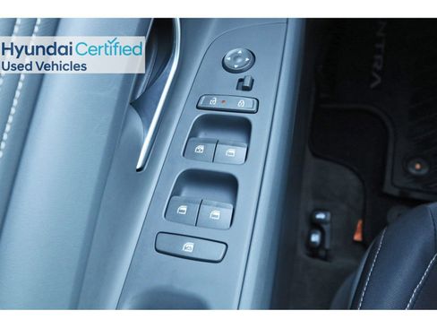 Certified 2025 Hyundai Elantra SEL image 23