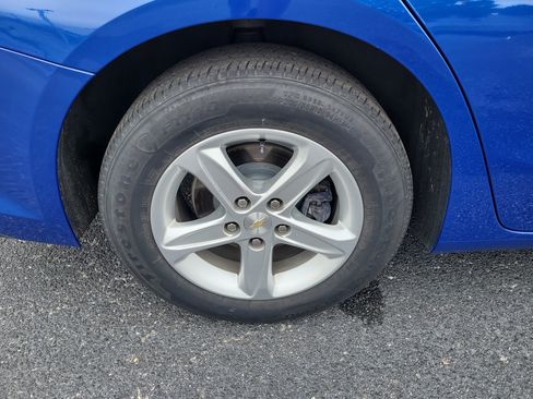 Used 2023 Chevrolet Malibu LT image 9