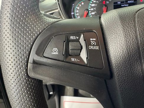 Used 2022 Chevrolet Trax LS w/ Tint and Cruise Package image 15